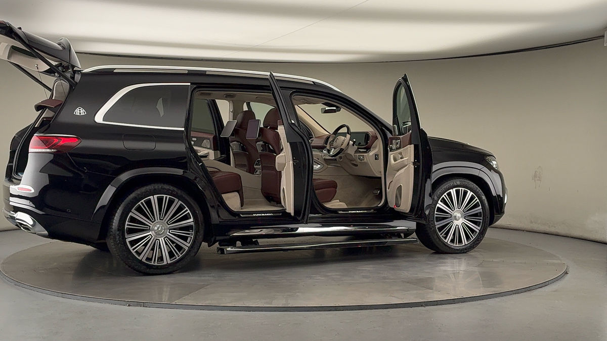 More views of Mercedes-Benz Maybach GLS