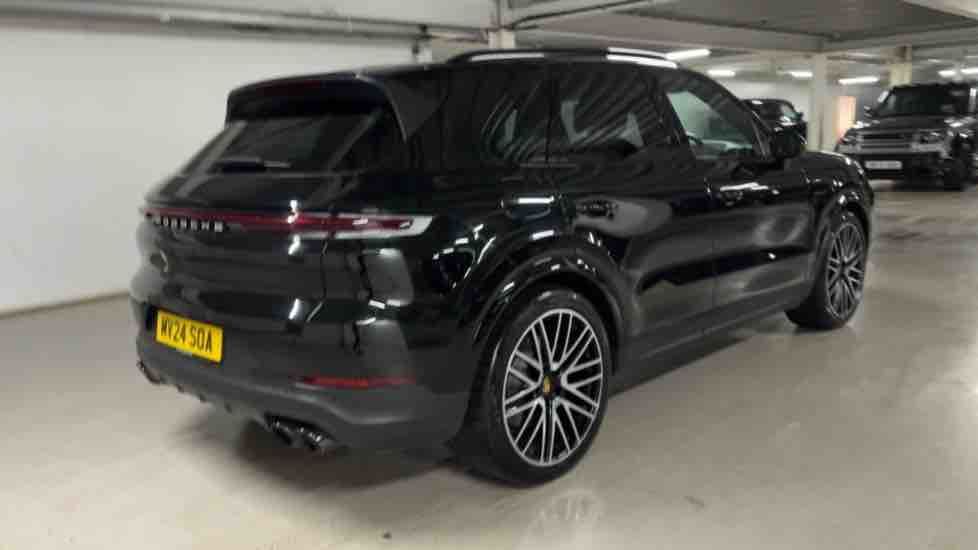 More views of Porsche Cayenne