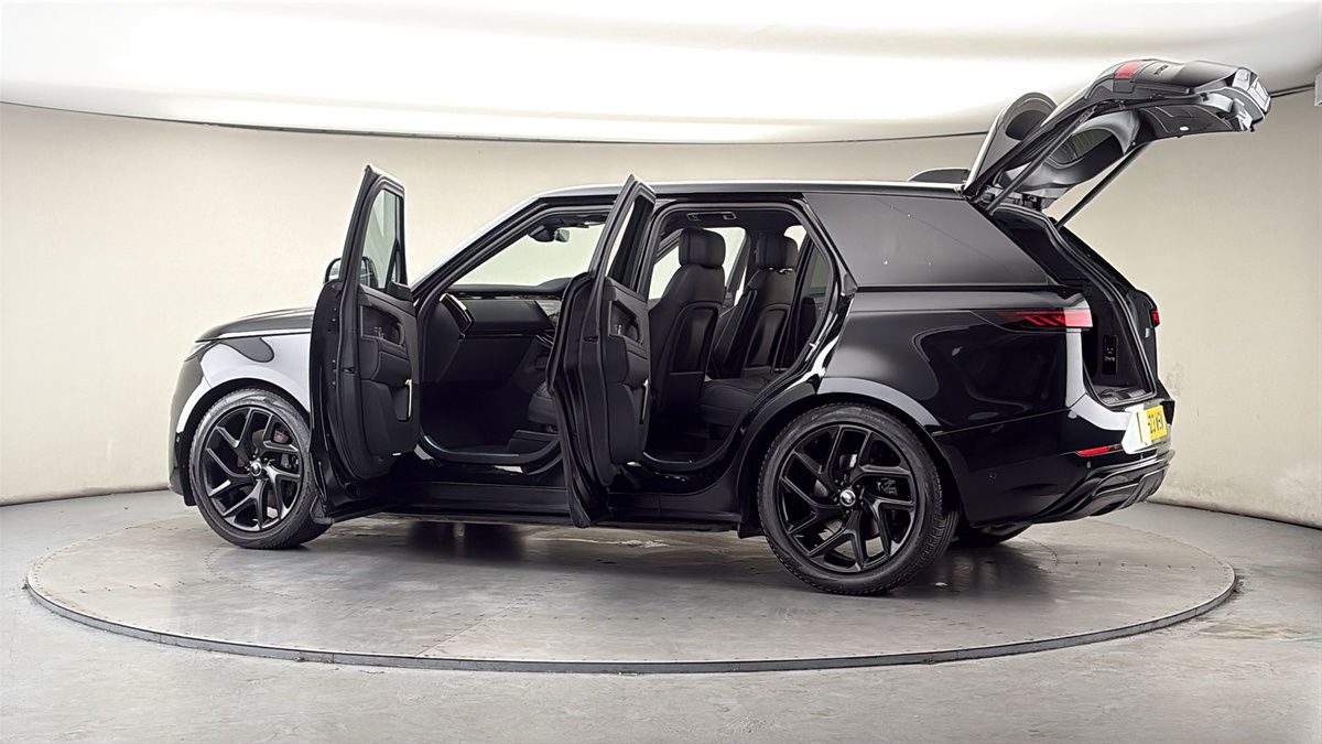 More views of Land Rover Range Rover Sport