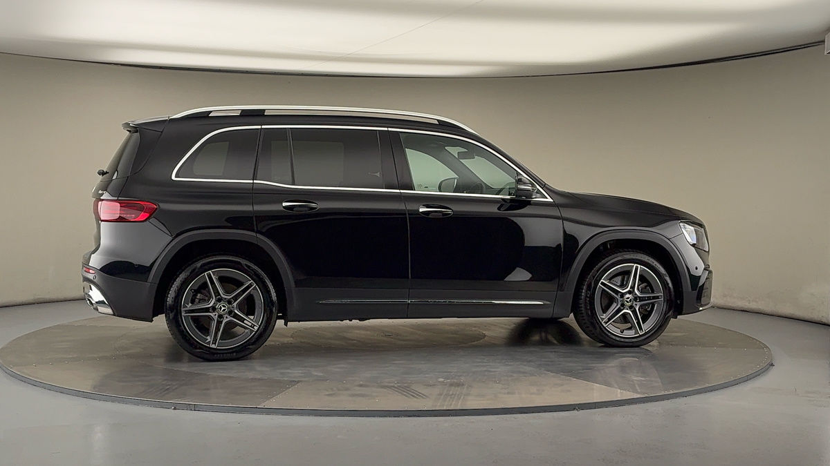 More views of Mercedes-Benz GLB