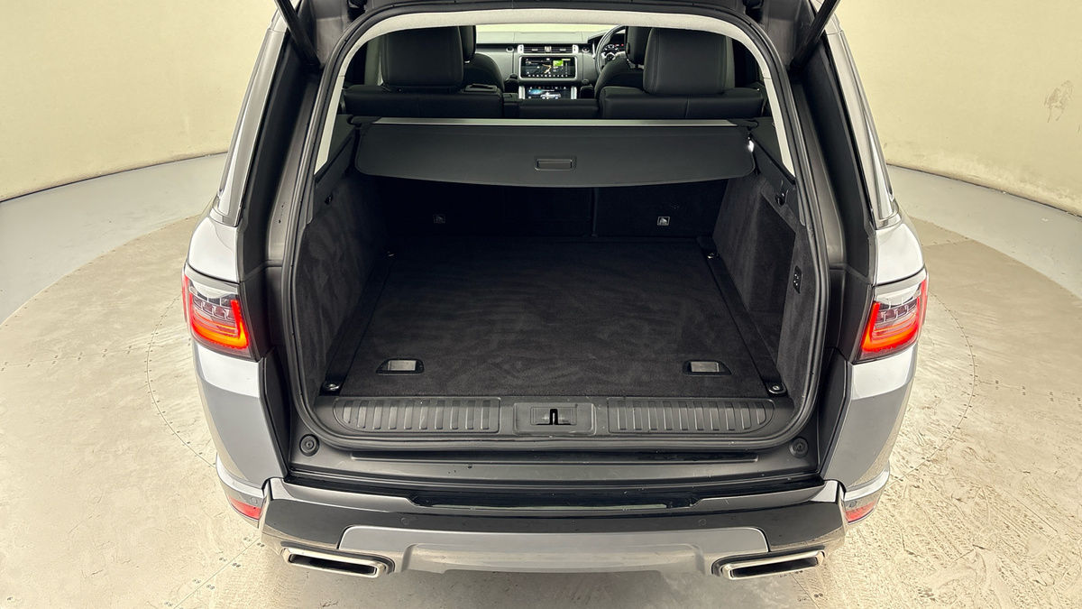 Land Rover Range Rover Sport Image 11