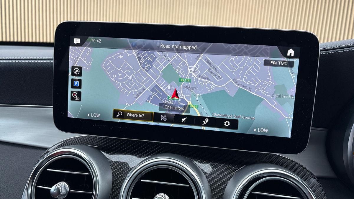 Mercedes-Benz GLC Image 17
