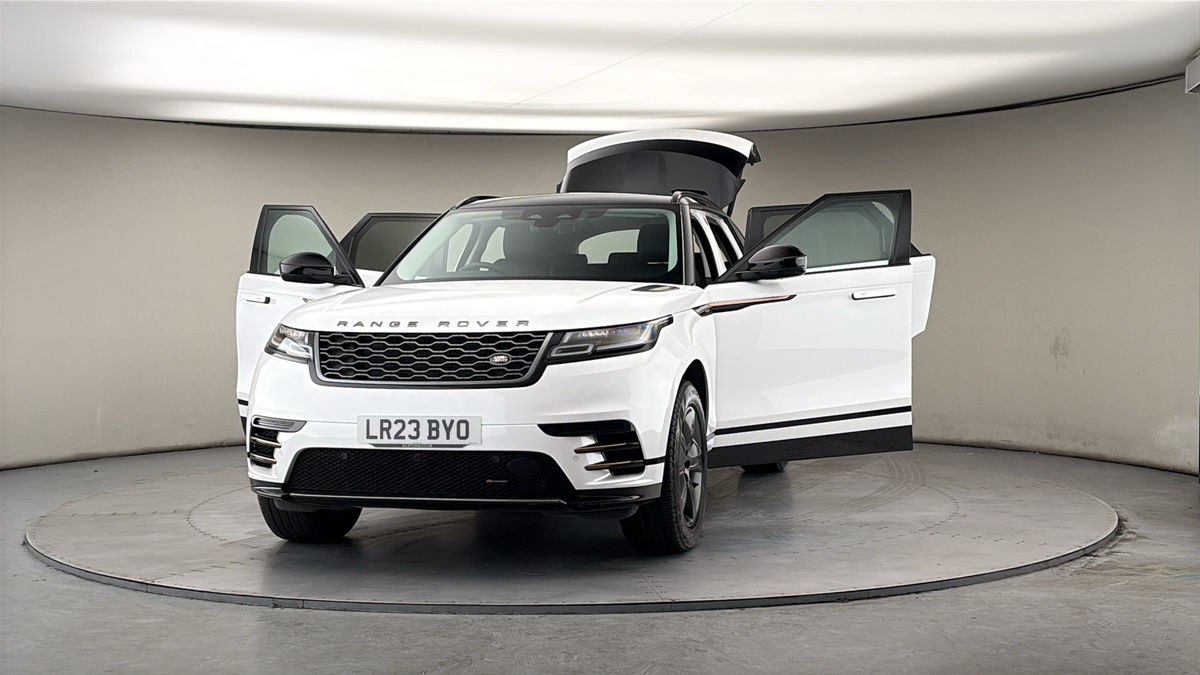 More views of Land Rover Range Rover Velar