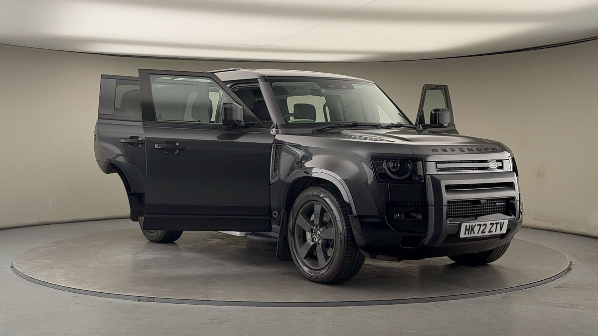 More views of Land Rover Defender 110