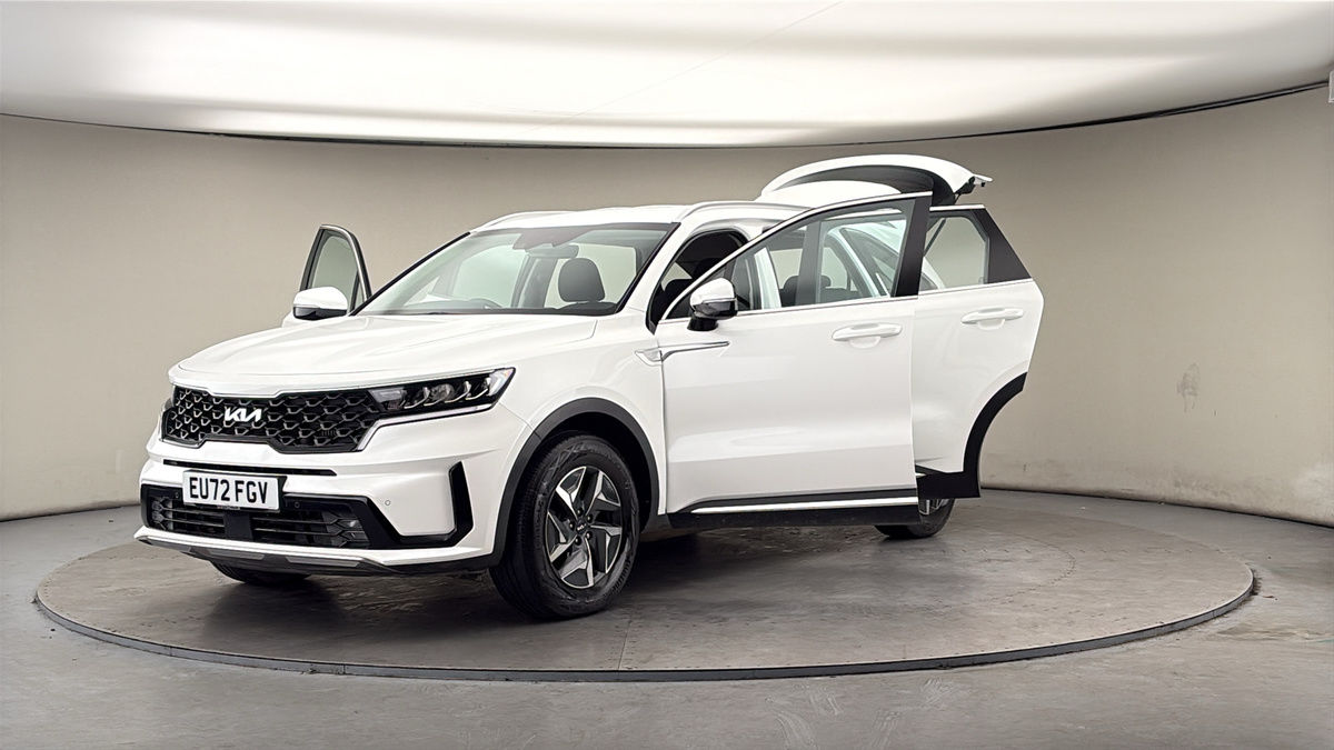 More views of Kia Sorento