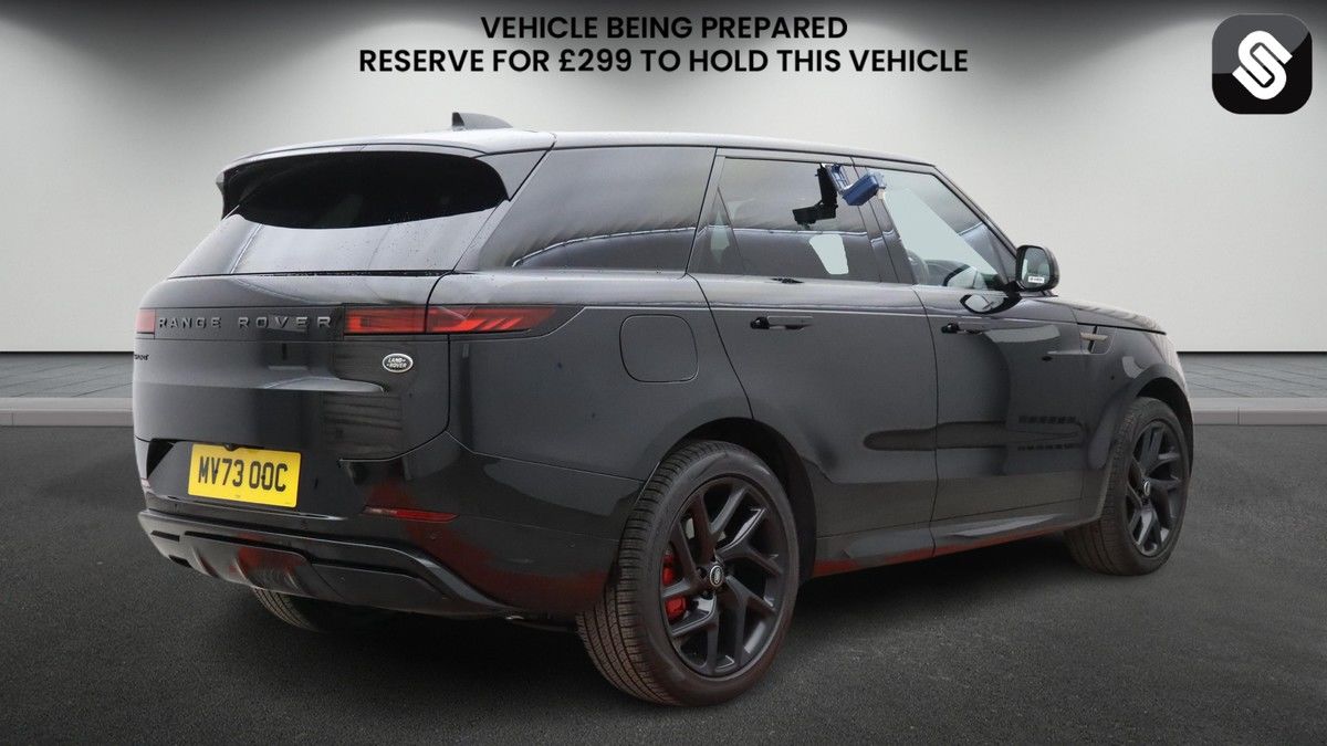 Land Rover Range Rover Sport Image 4