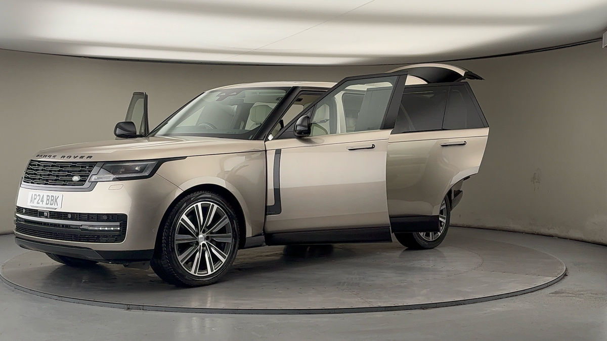 More views of Land Rover Range Rover