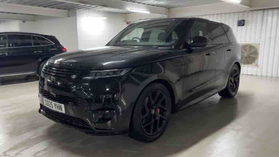 More views of Land Rover Range Rover Sport