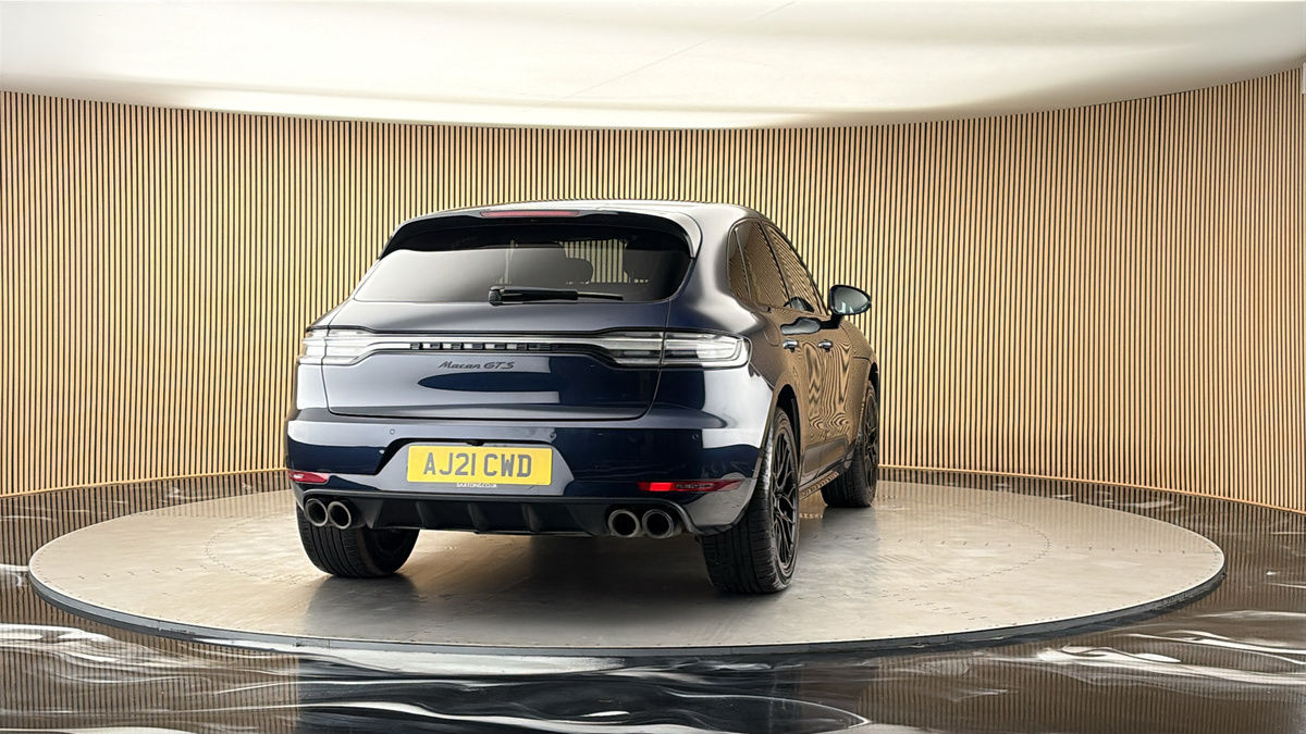 More views of Porsche Macan