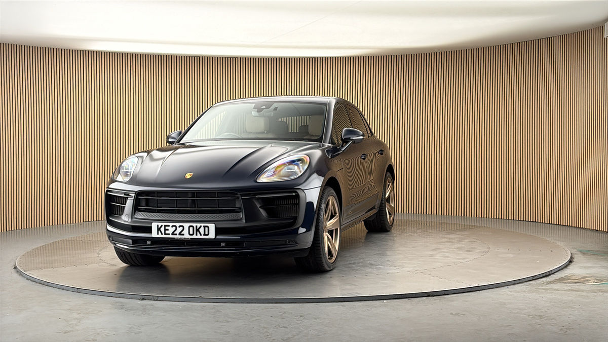More views of Porsche Macan