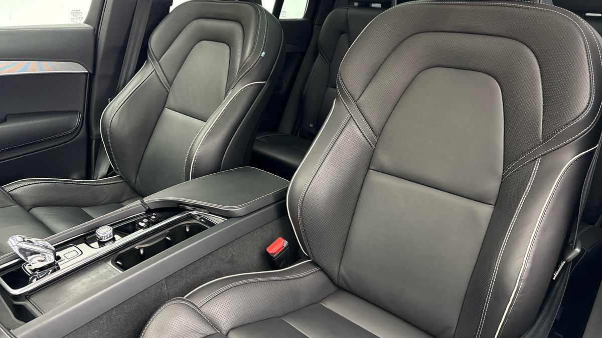 Volvo XC90 Image 7