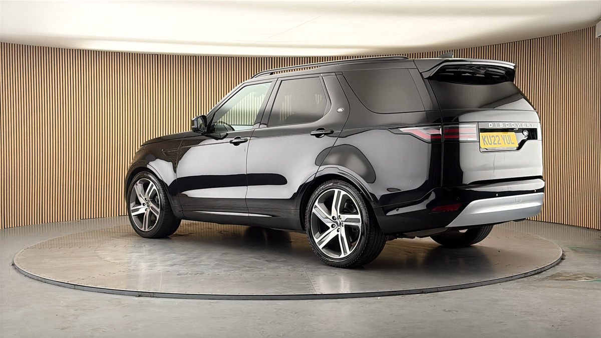 More views of Land Rover Discovery