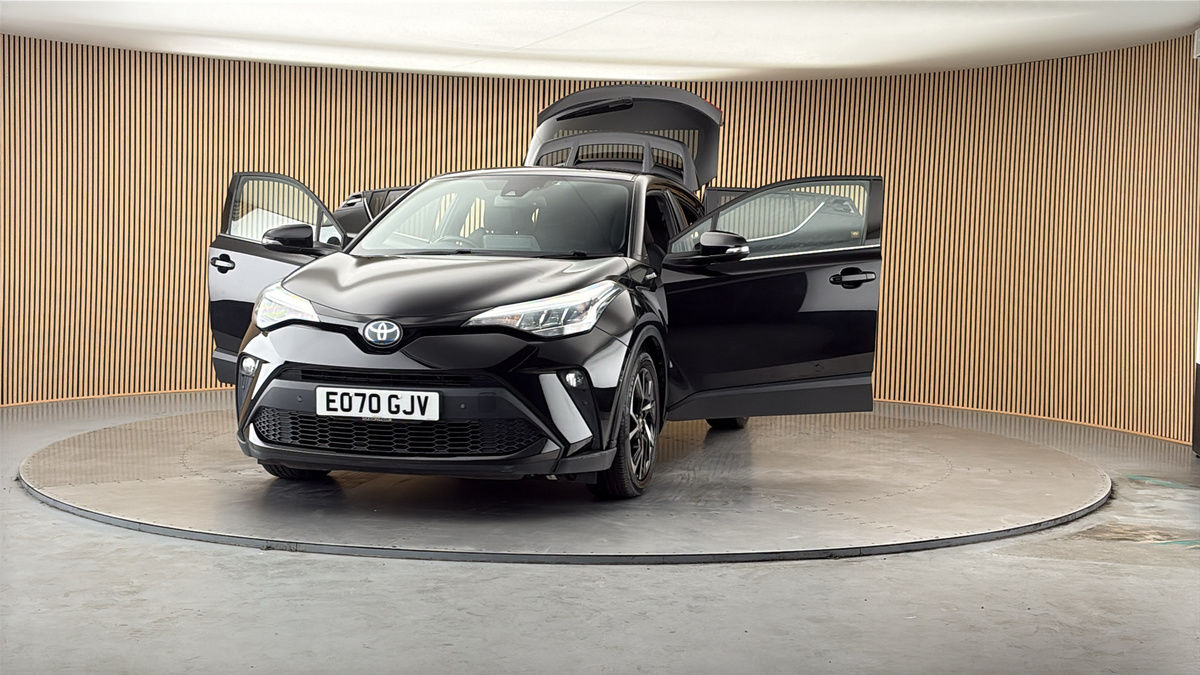 More views of Toyota C-HR