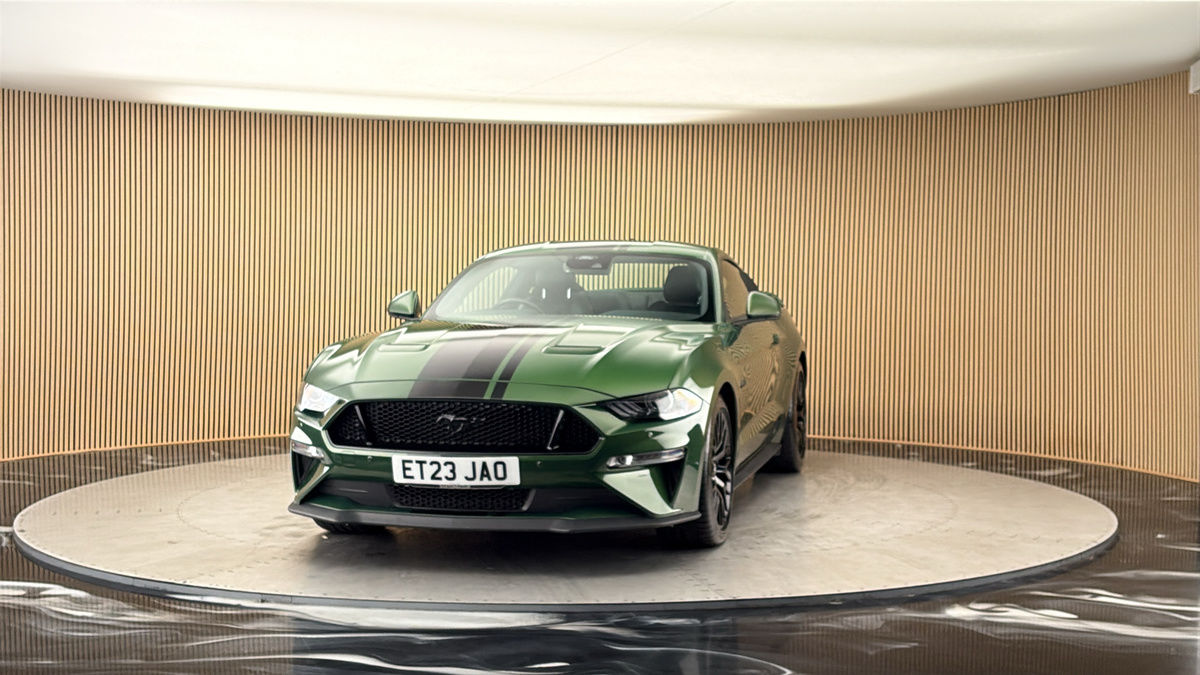 More views of Ford Mustang