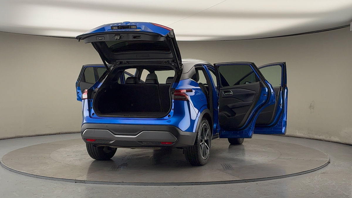 More views of Nissan Qashqai