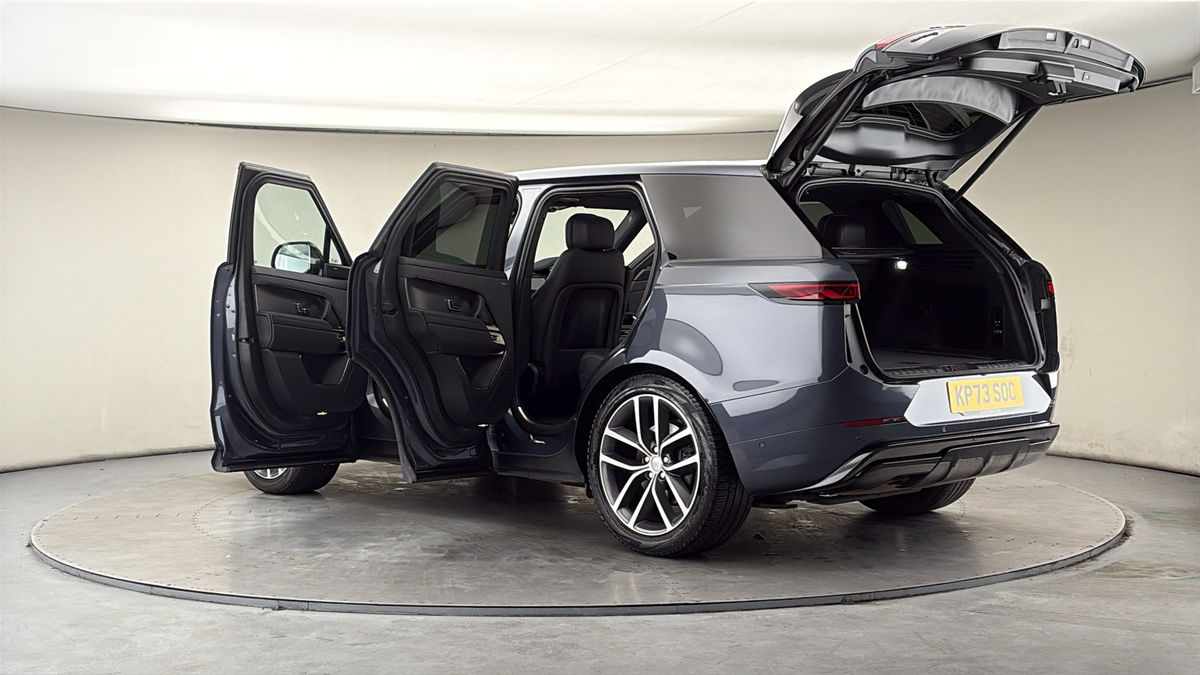 More views of Land Rover Range Rover Sport