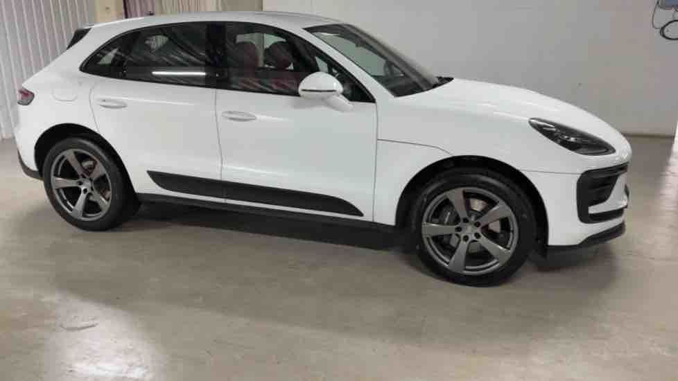 More views of Porsche Macan
