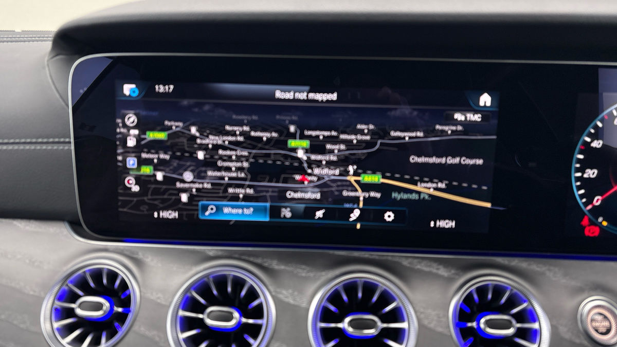 Mercedes-Benz E Class Image 17