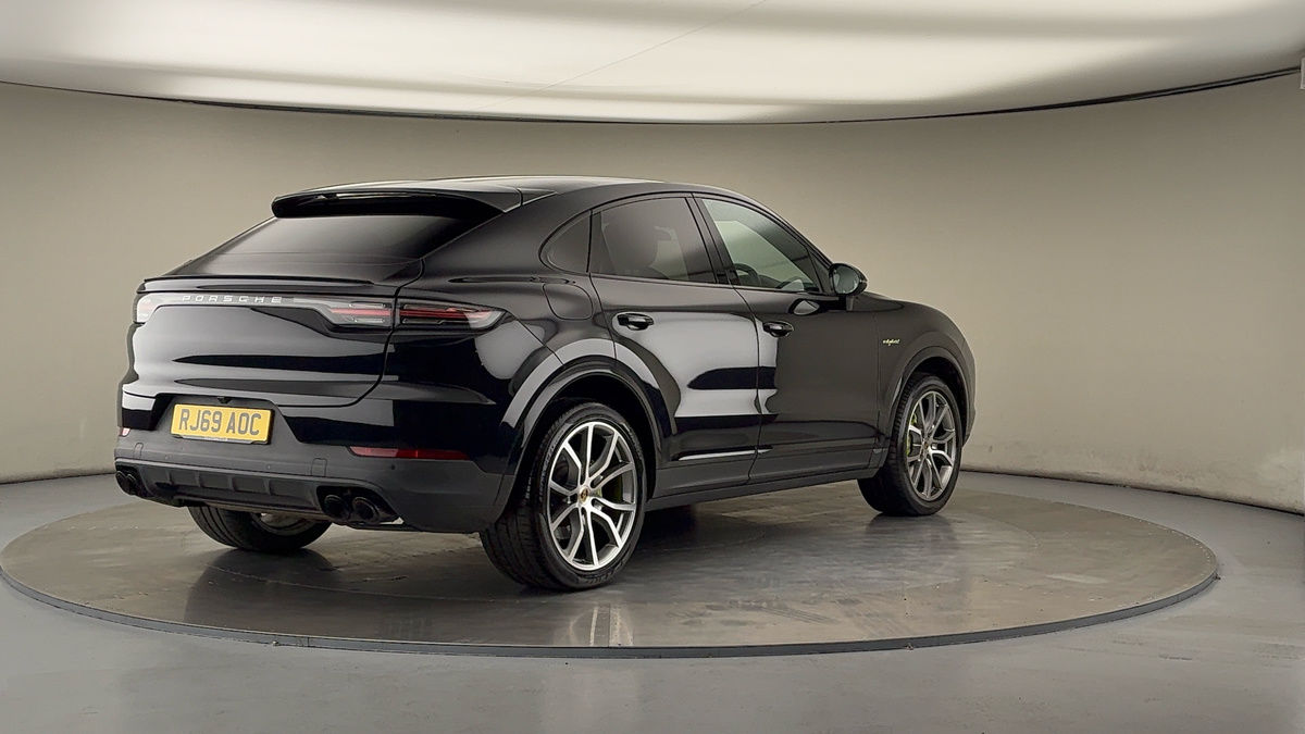 More views of Porsche Cayenne