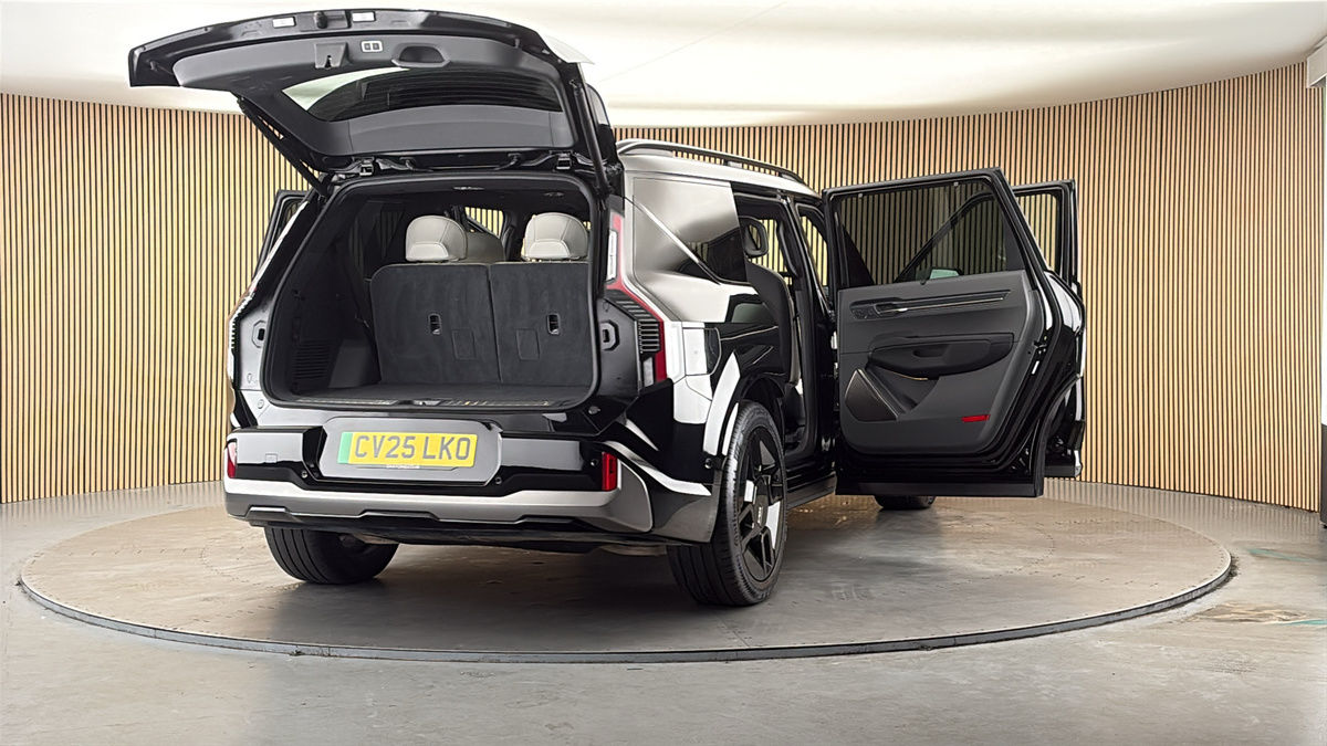 More views of Kia EV9
