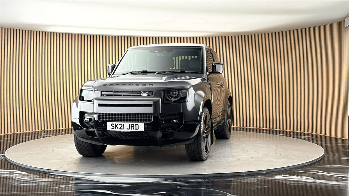 More views of Land Rover Defender 90