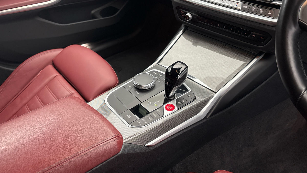 BMW 3 Series Image 18