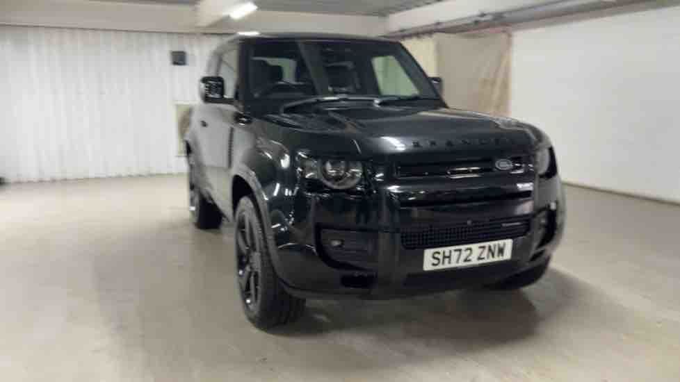 More views of Land Rover Defender 90