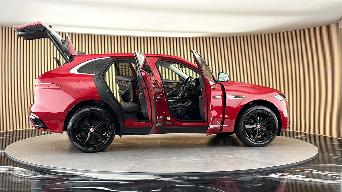More views of Jaguar F-PACE
