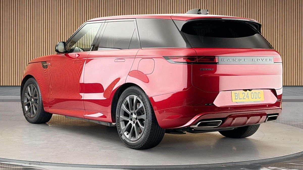 Land Rover Range Rover Sport Image 2