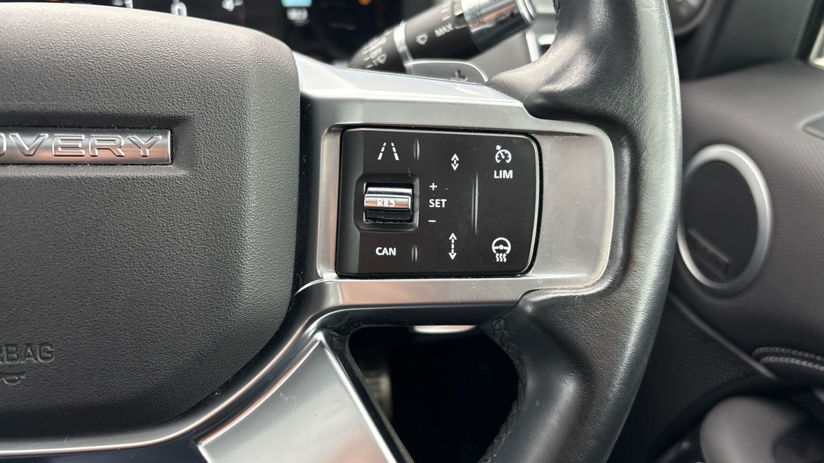 Land Rover Discovery Image 14