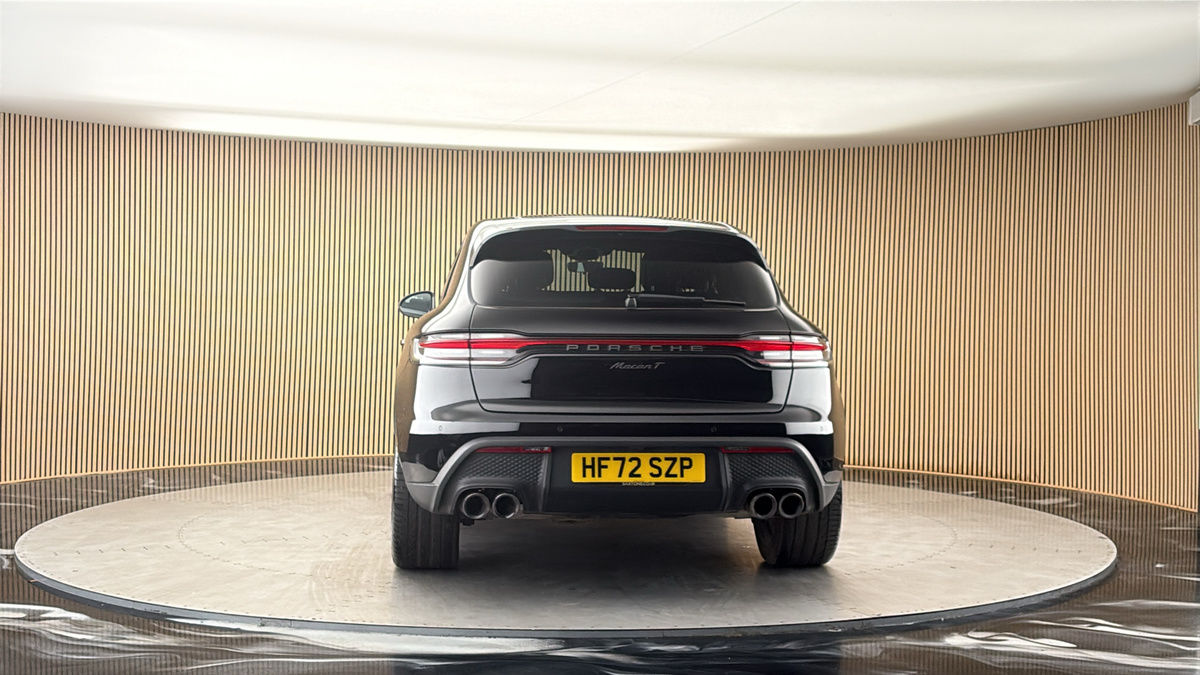 More views of Porsche Macan