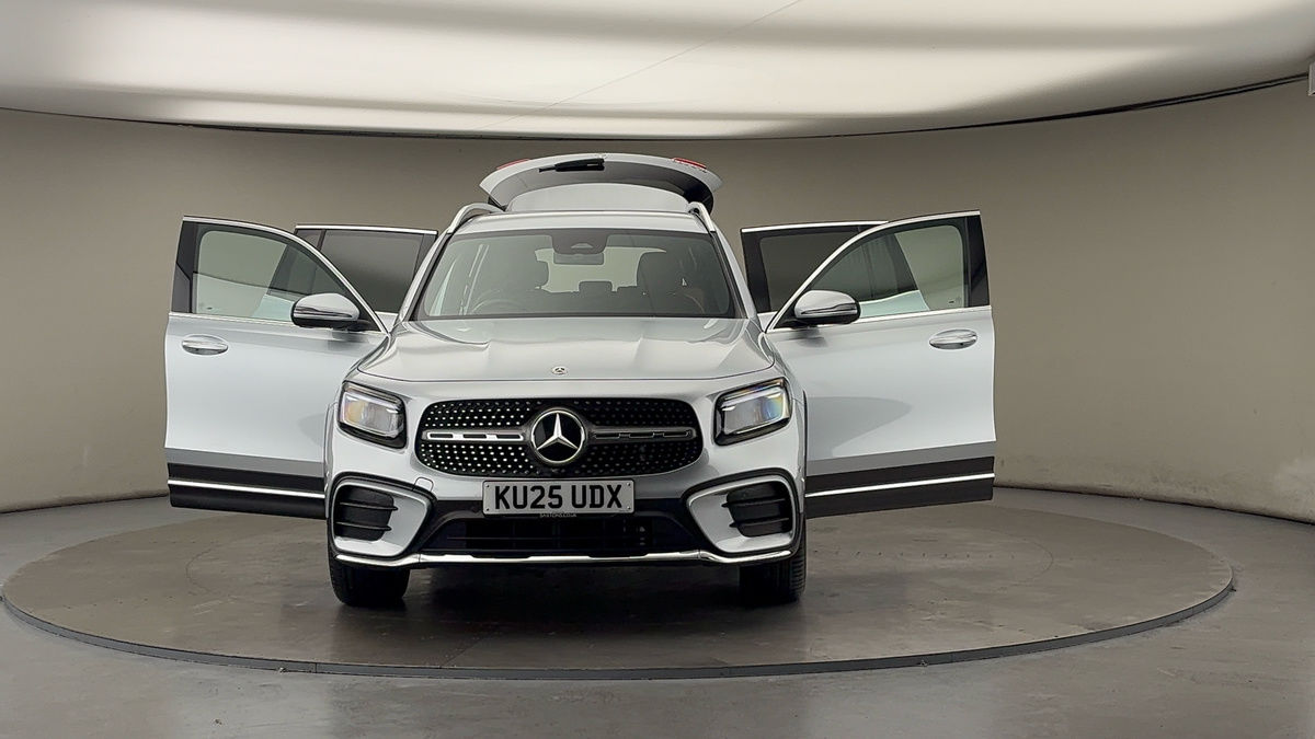 More views of Mercedes-Benz GLB
