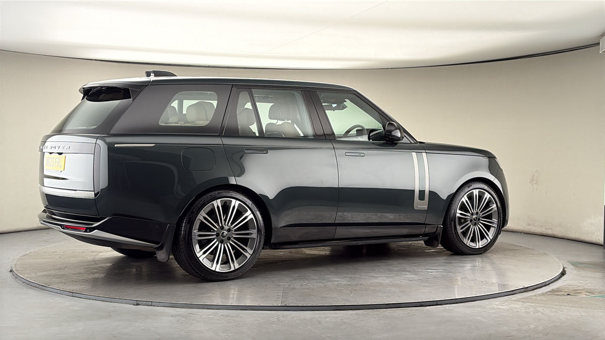 More views of Land Rover Range Rover