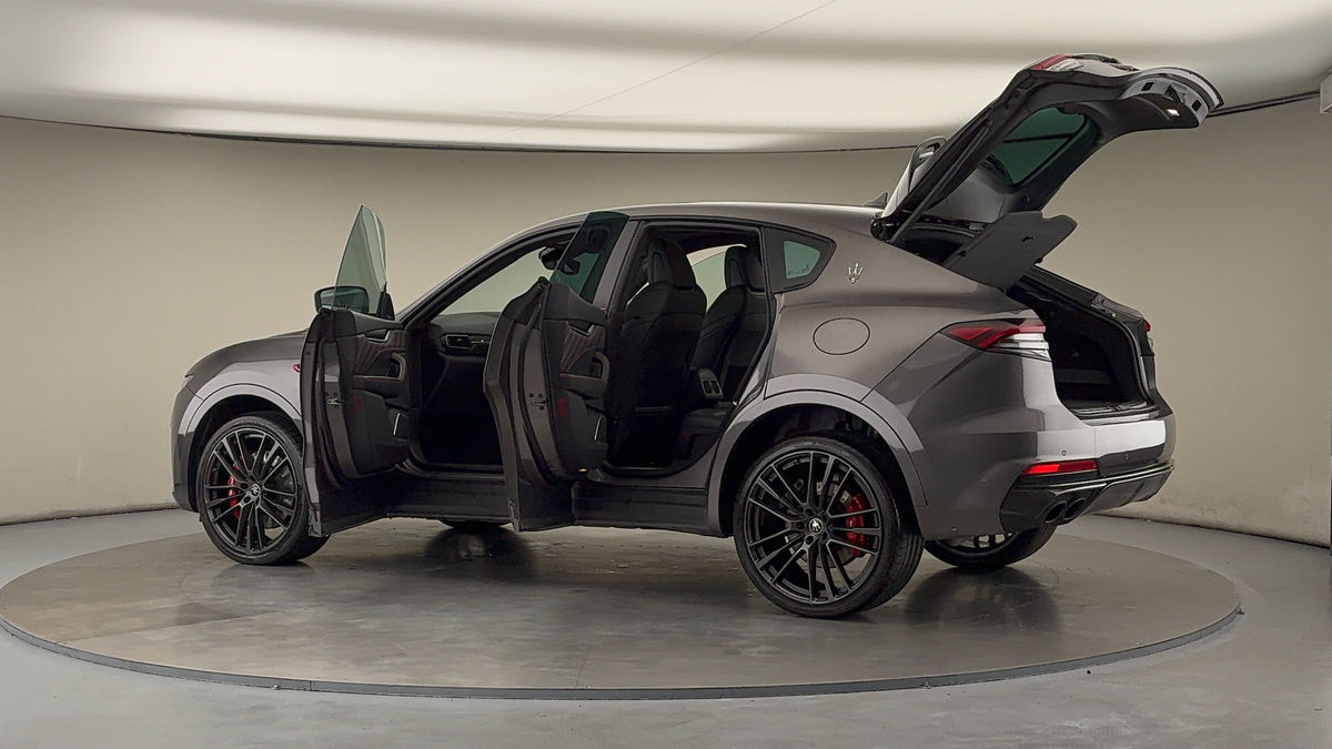 More views of Maserati Levante