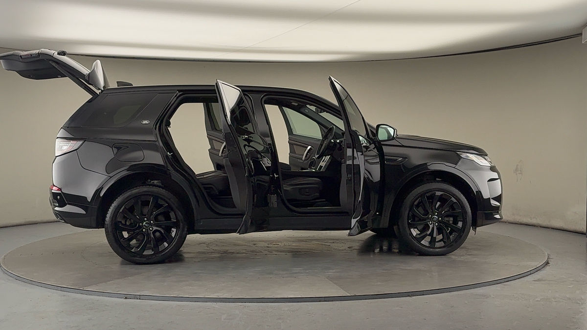 More views of Land Rover Discovery Sport