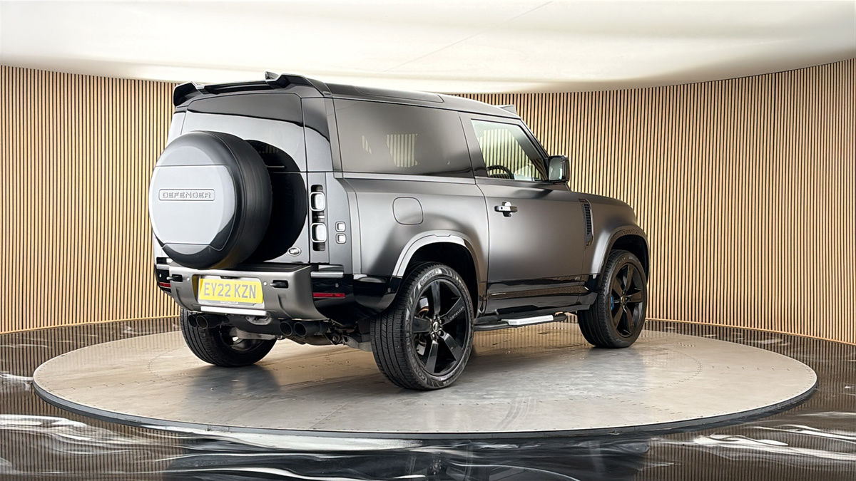 More views of Land Rover Defender 90