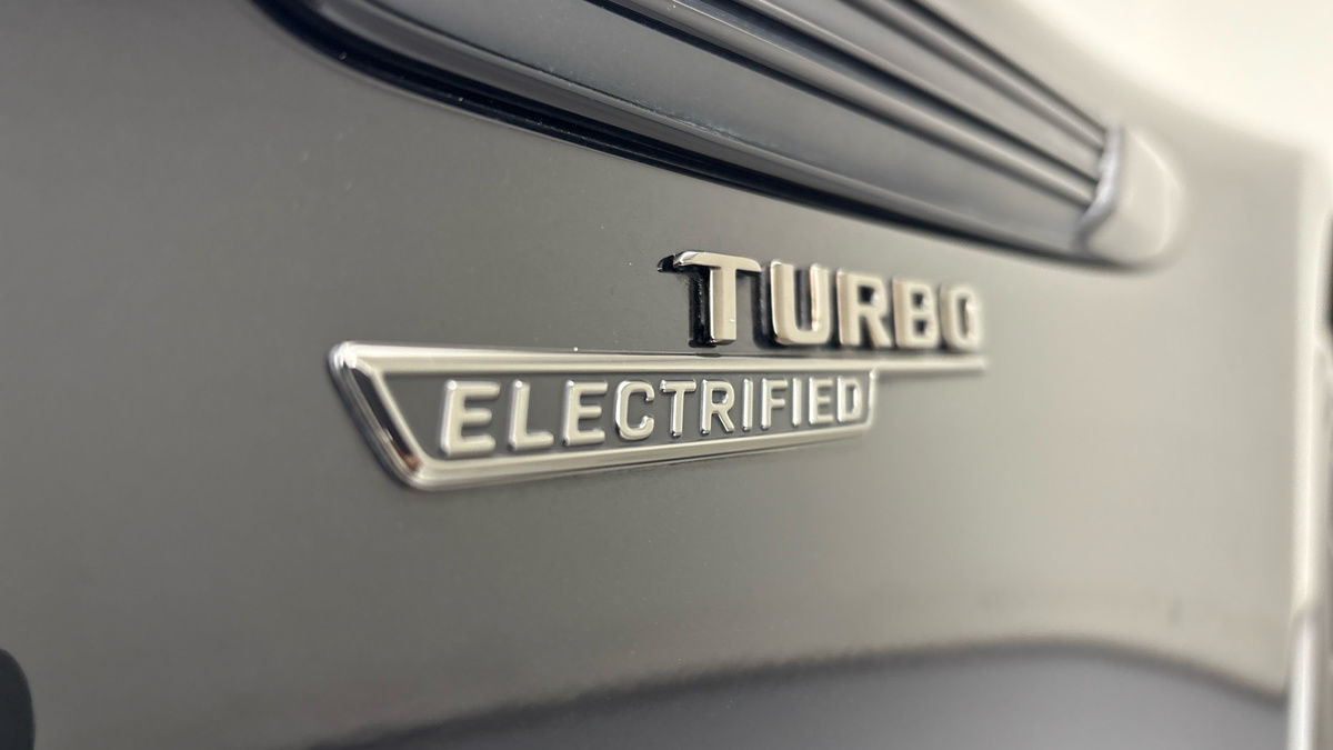 Mercedes-Benz SL Image 28