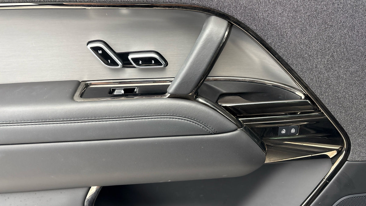 Land Rover Range Rover Sport Image 19