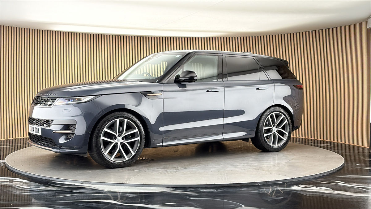More views of Land Rover Range Rover Sport