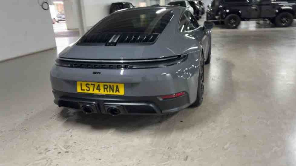 More views of Porsche 911