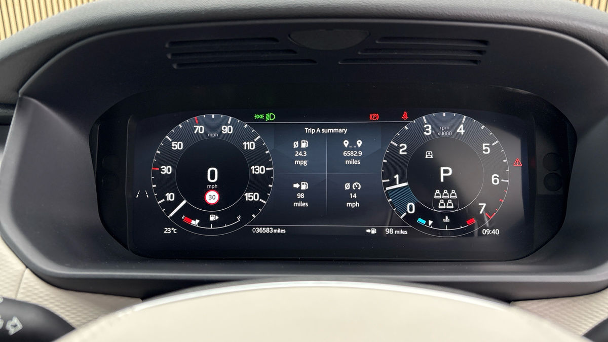 Land Rover Discovery Image 27