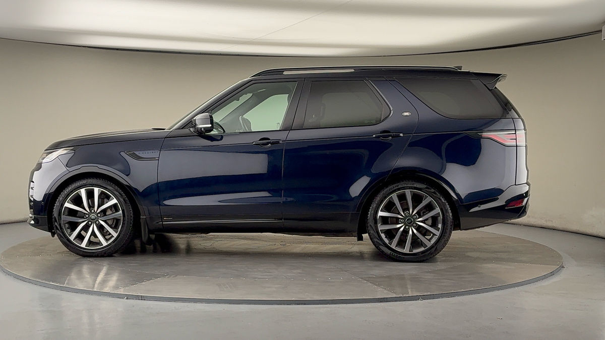 More views of Land Rover Discovery