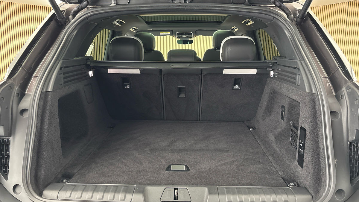 Land Rover Range Rover Sport Image 11