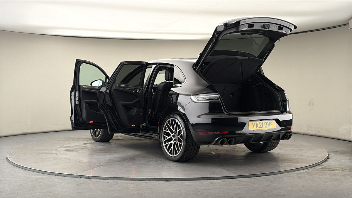 Porsche Macan Image 23
