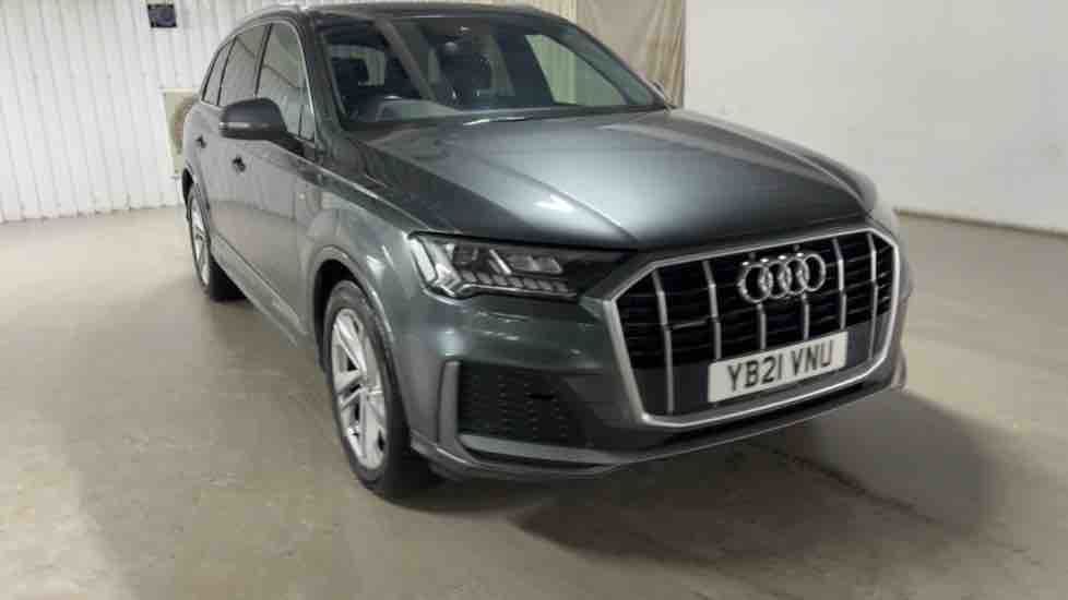 More views of Audi Q7