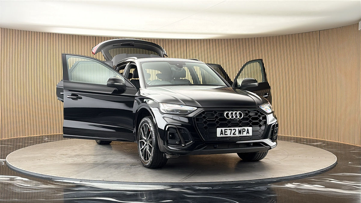 More views of Audi Q5