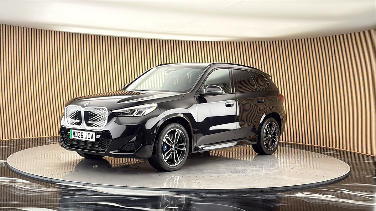 BMW iX1 Image 20
