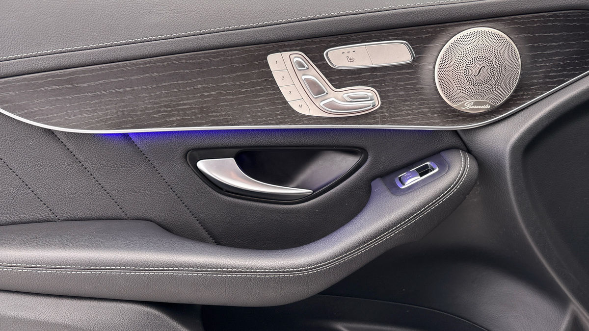 Mercedes-Benz GLC Image 19