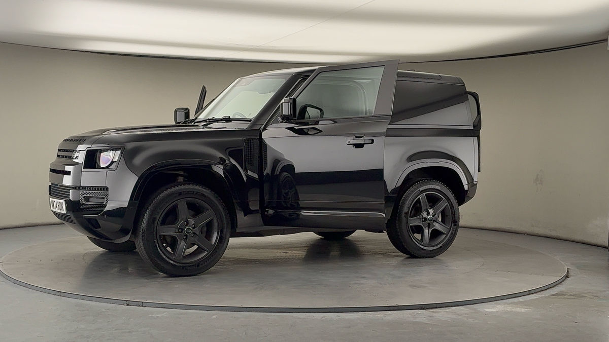 More views of Land Rover Defender 90