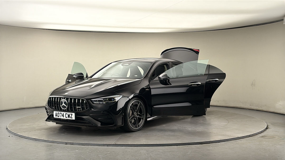 Mercedes-Benz CLA Image 22